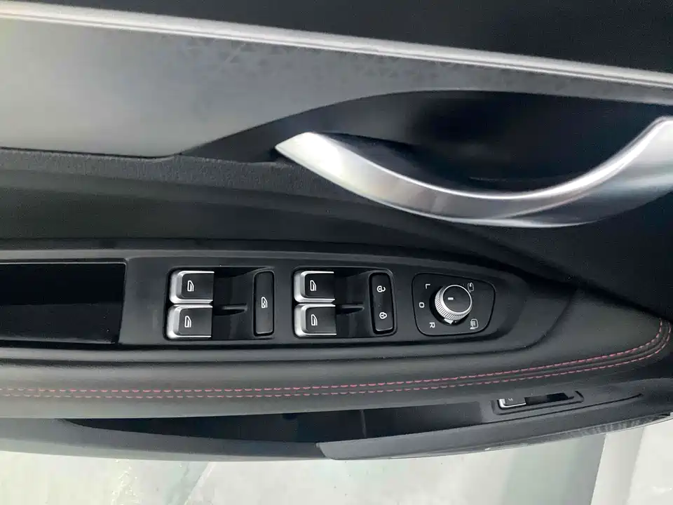 Geely Tugella (рест)