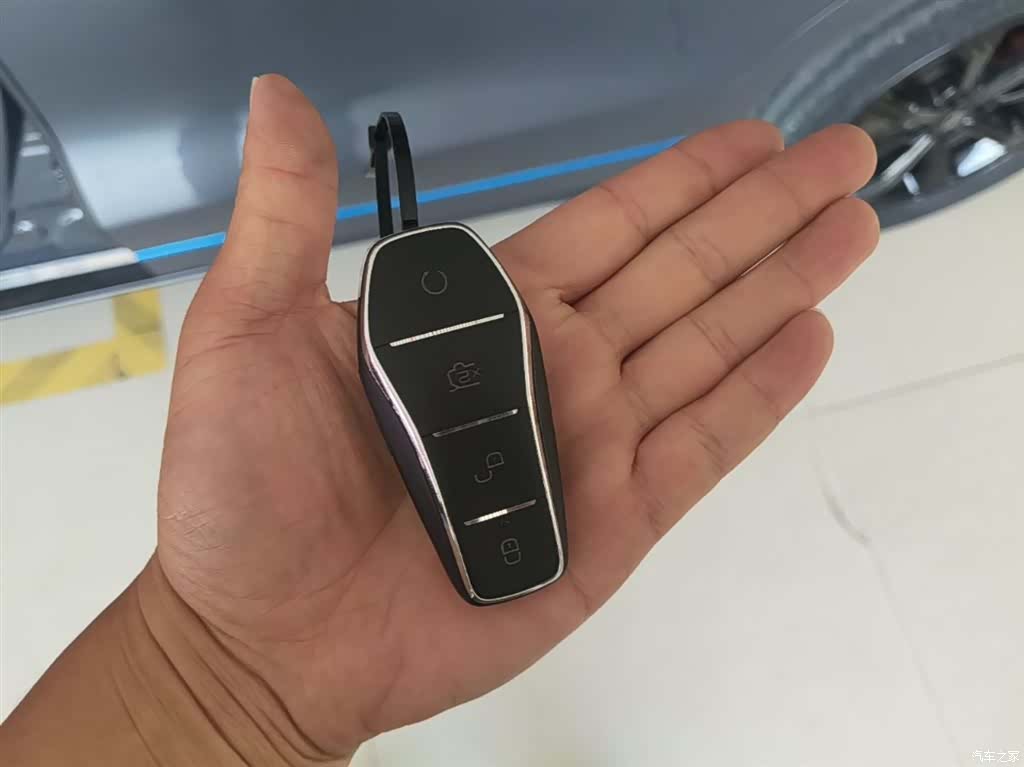 BYD E2, 2021 9