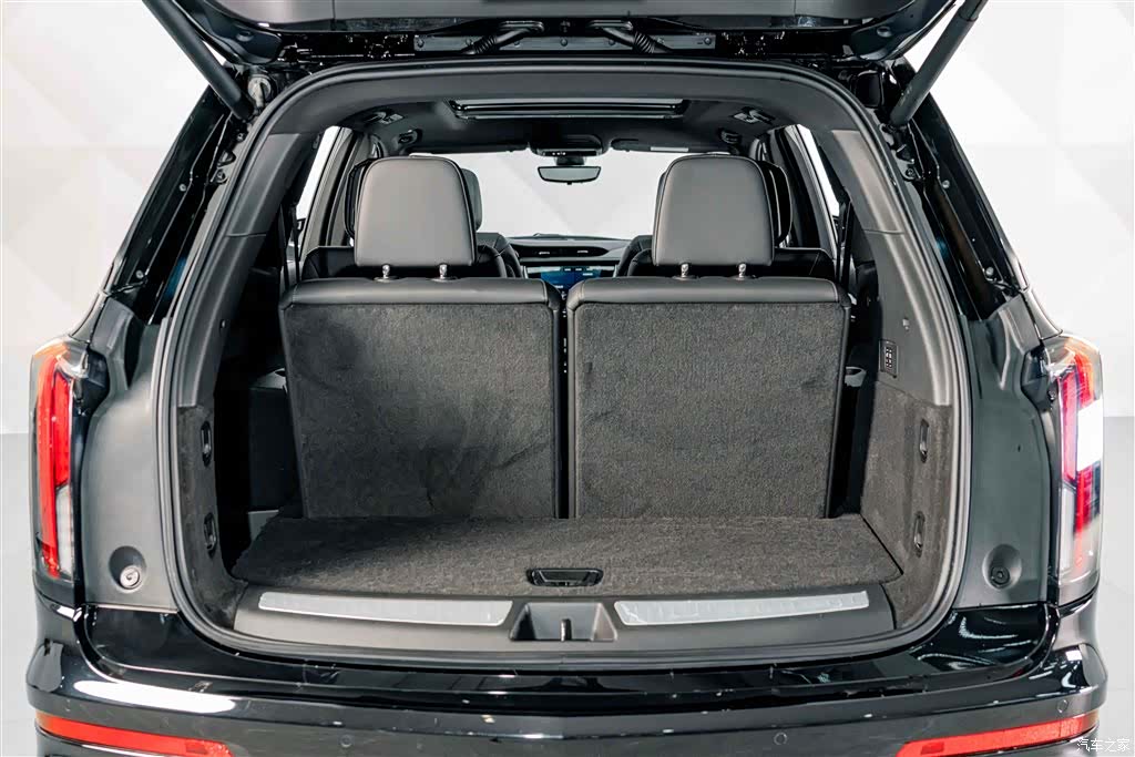 Cadillac XT6, 2025 24