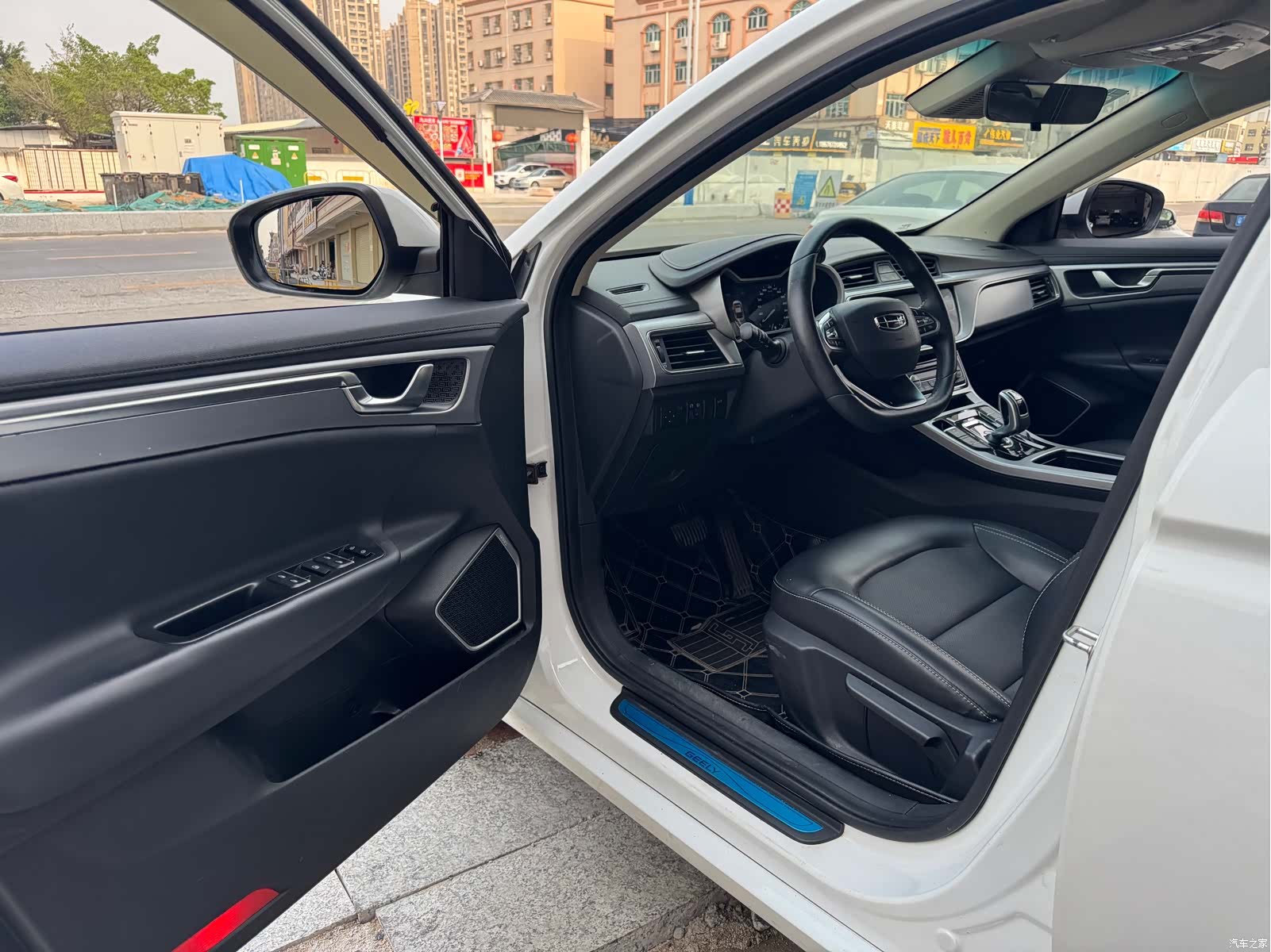Geely Emgrand, 2020 14