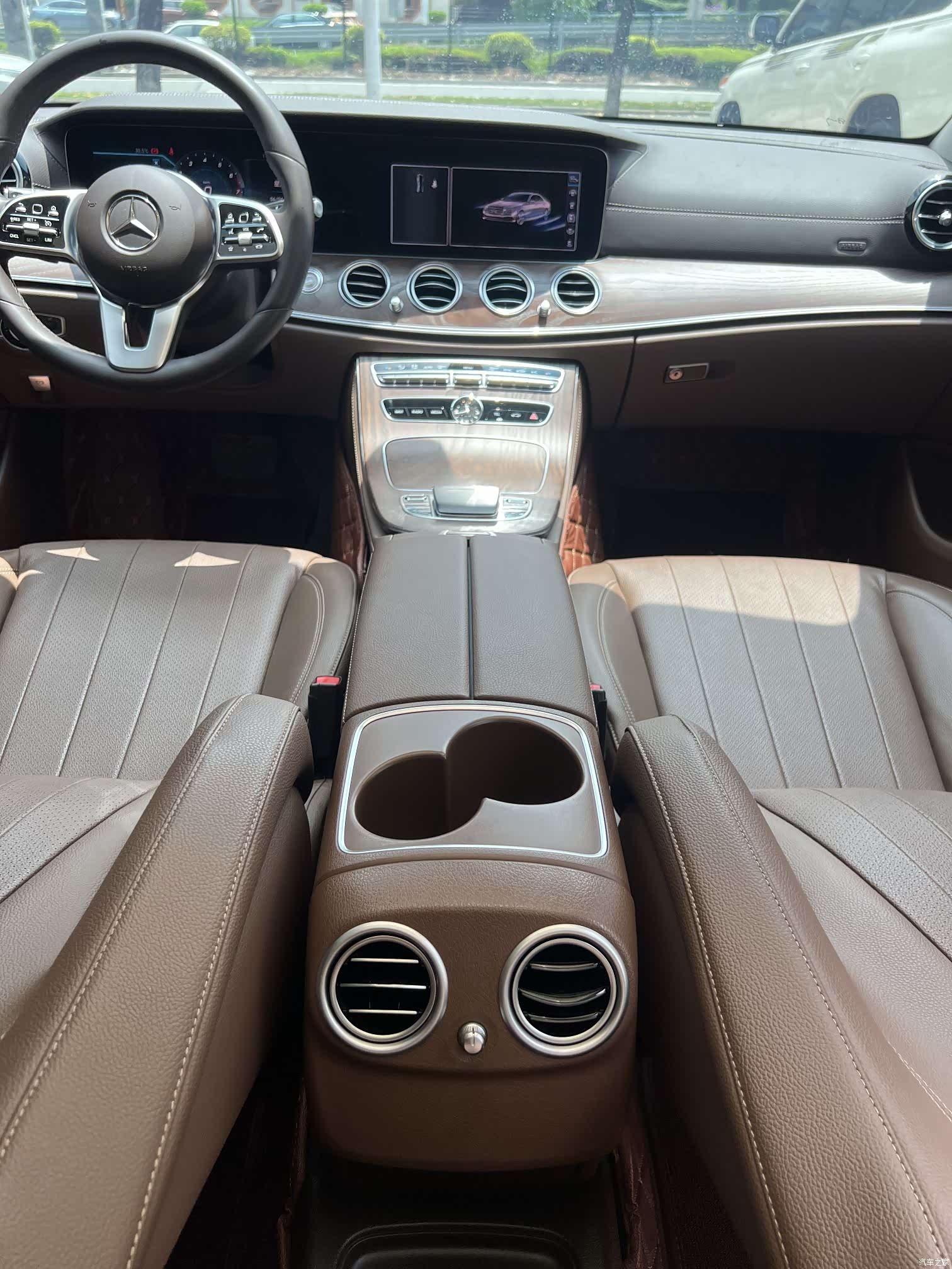 Mercedes-Benz E-Class, 2021 8