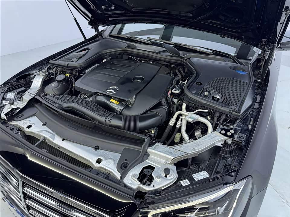 Mercedes-Benz E-class Mercedes-Benz E-class