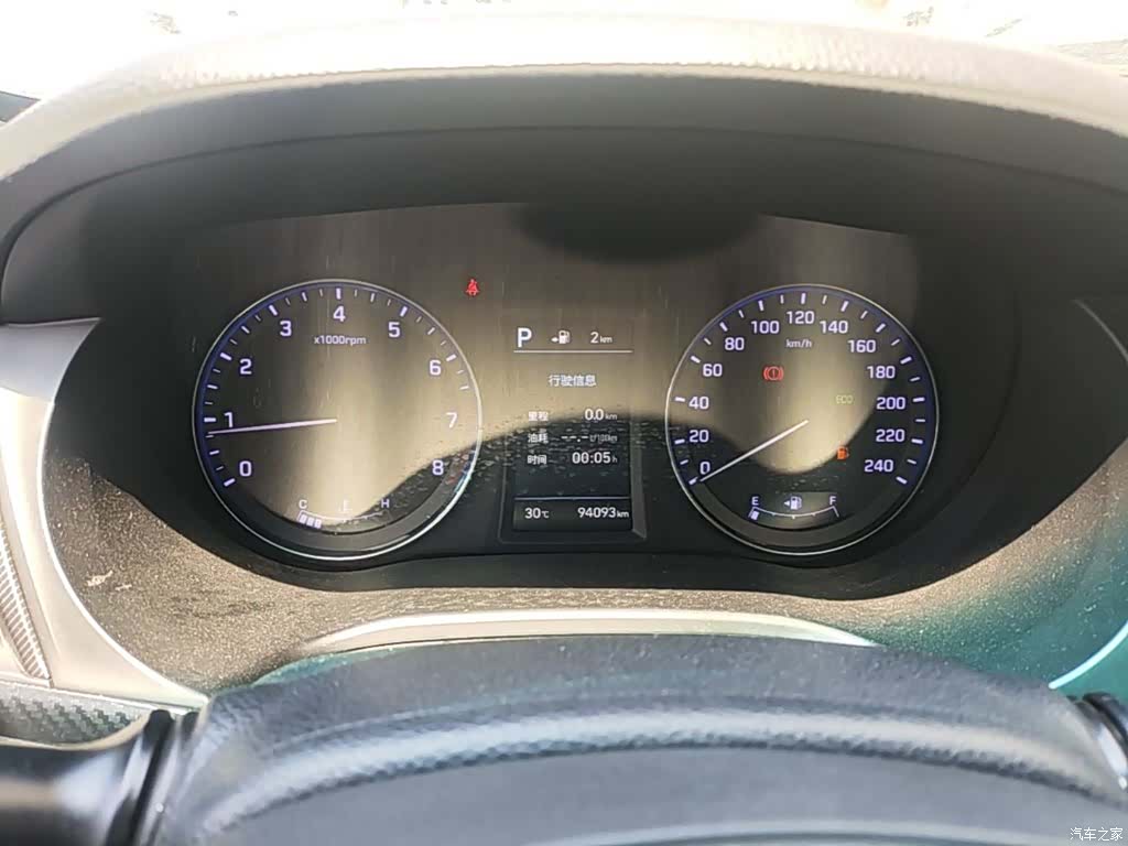 Hyundai DLX, 2017 12