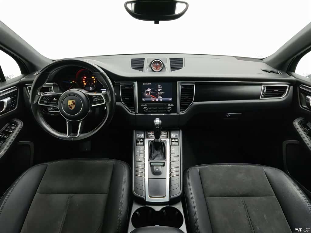 Porsche Macan, 2016 все фото
