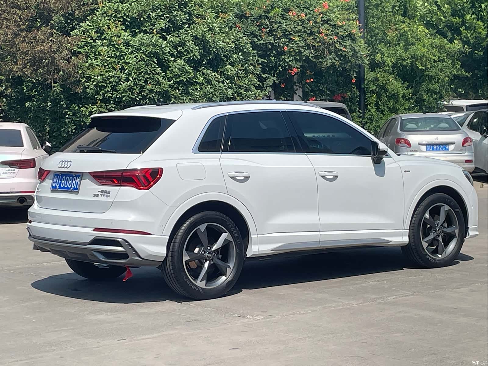 Audi Q3, 2022 12
