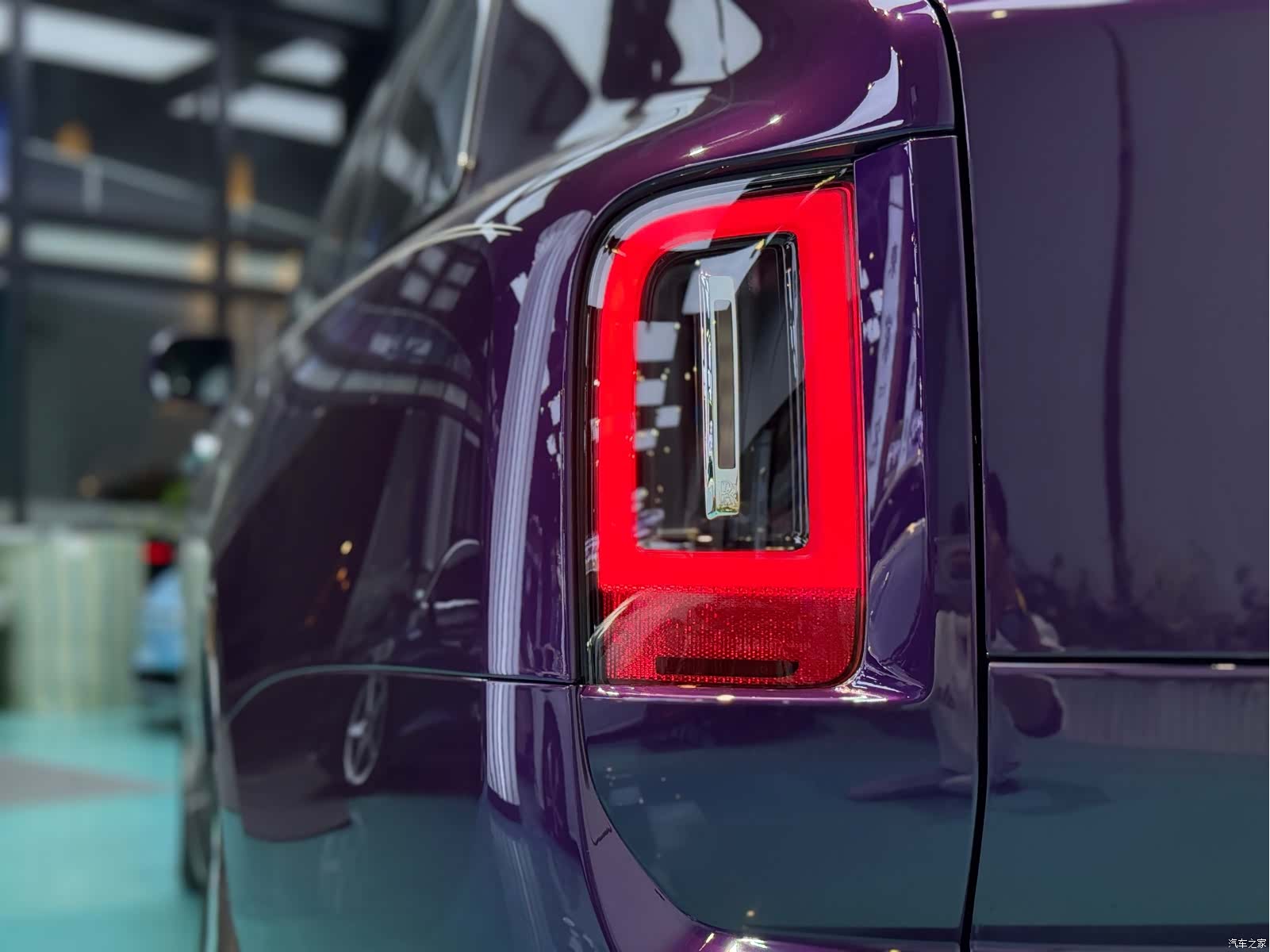 Rolls-Royce Cullinan, 2025 32