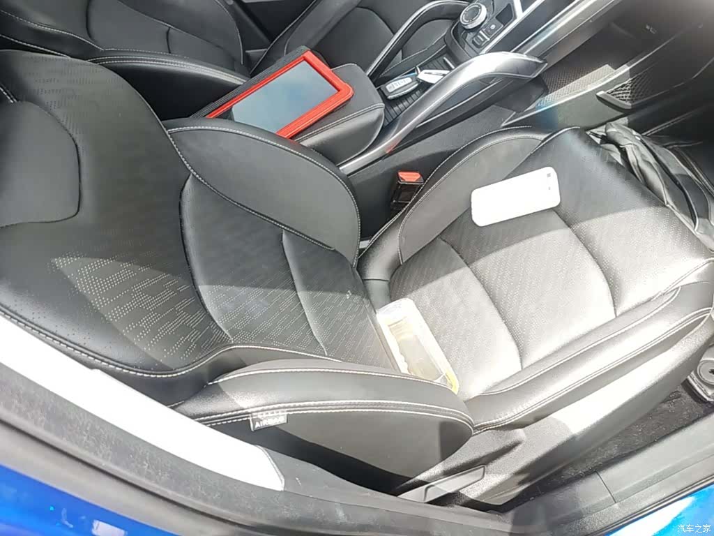 Geely Boyue, 2022 25