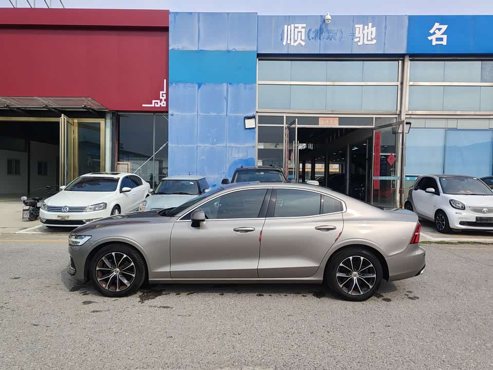 Volvo S60