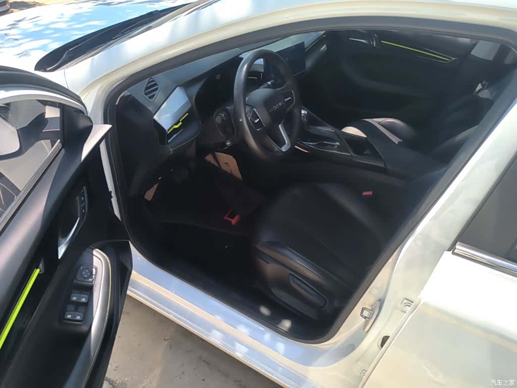 Roewe i5, 2023 16