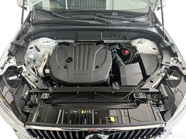 Volvo XC60, 2023 14