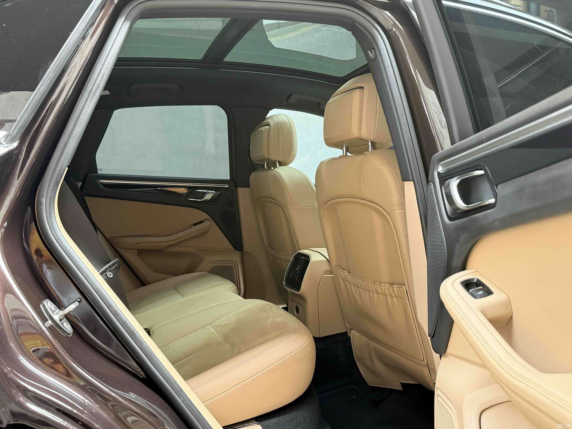 Porsche Macan, 2019 11