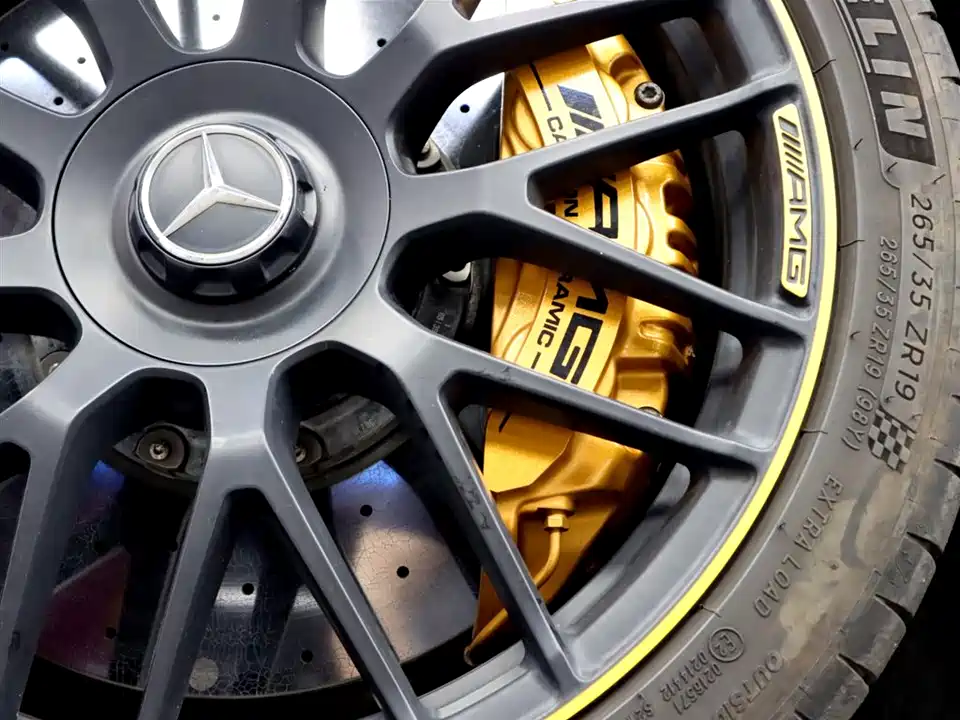 Mercedes-Benz AMG GT Mercedes-Benz AMG GT