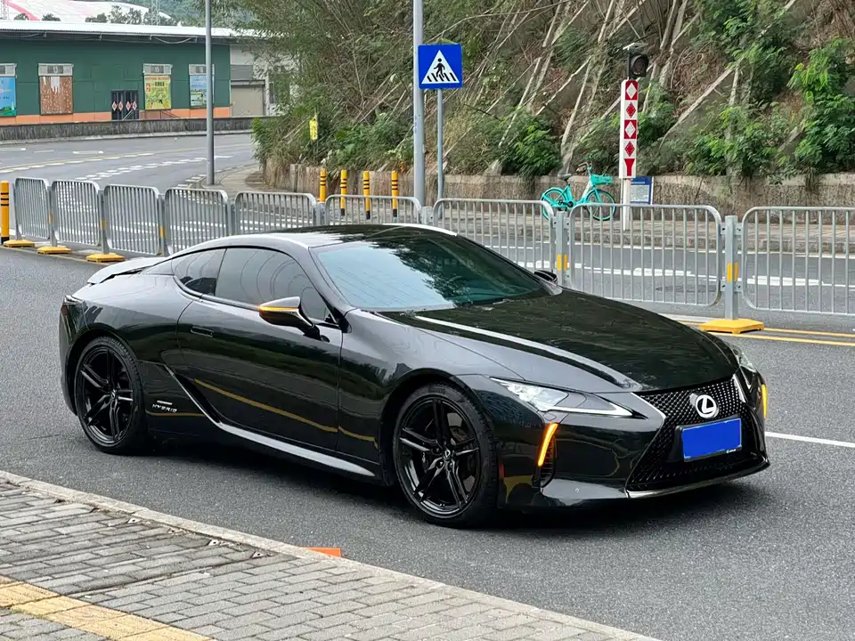 Lexus LC