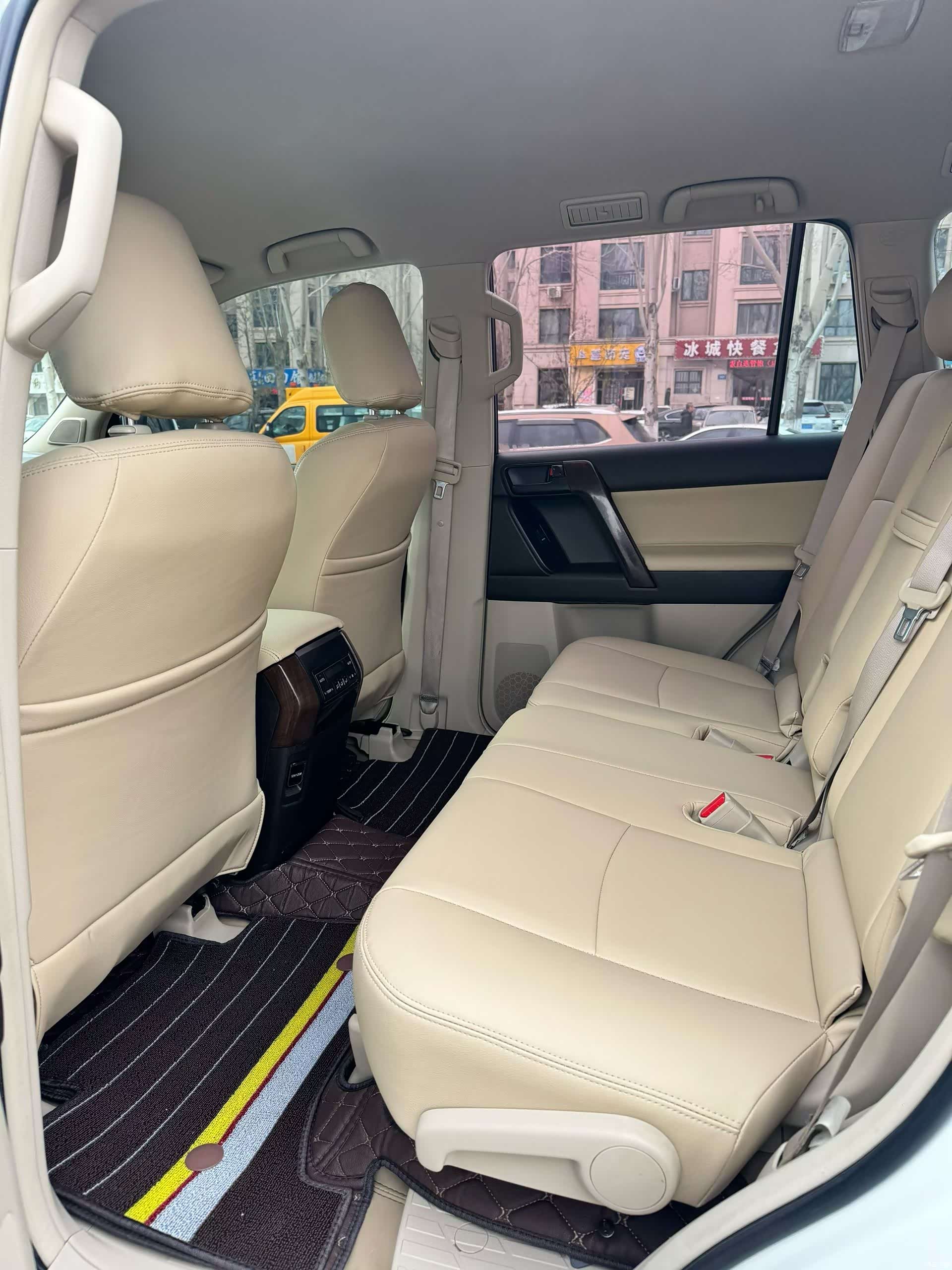 Toyota Prado, 2011 все фото