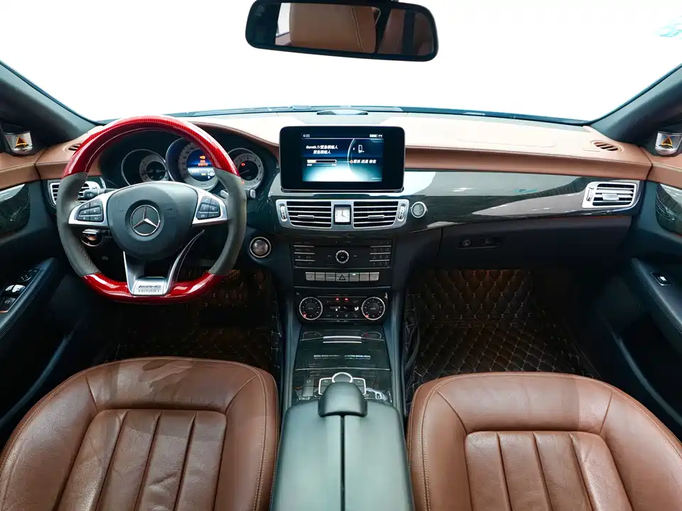 Mercedes-Benz CLS Mercedes-Benz CLS