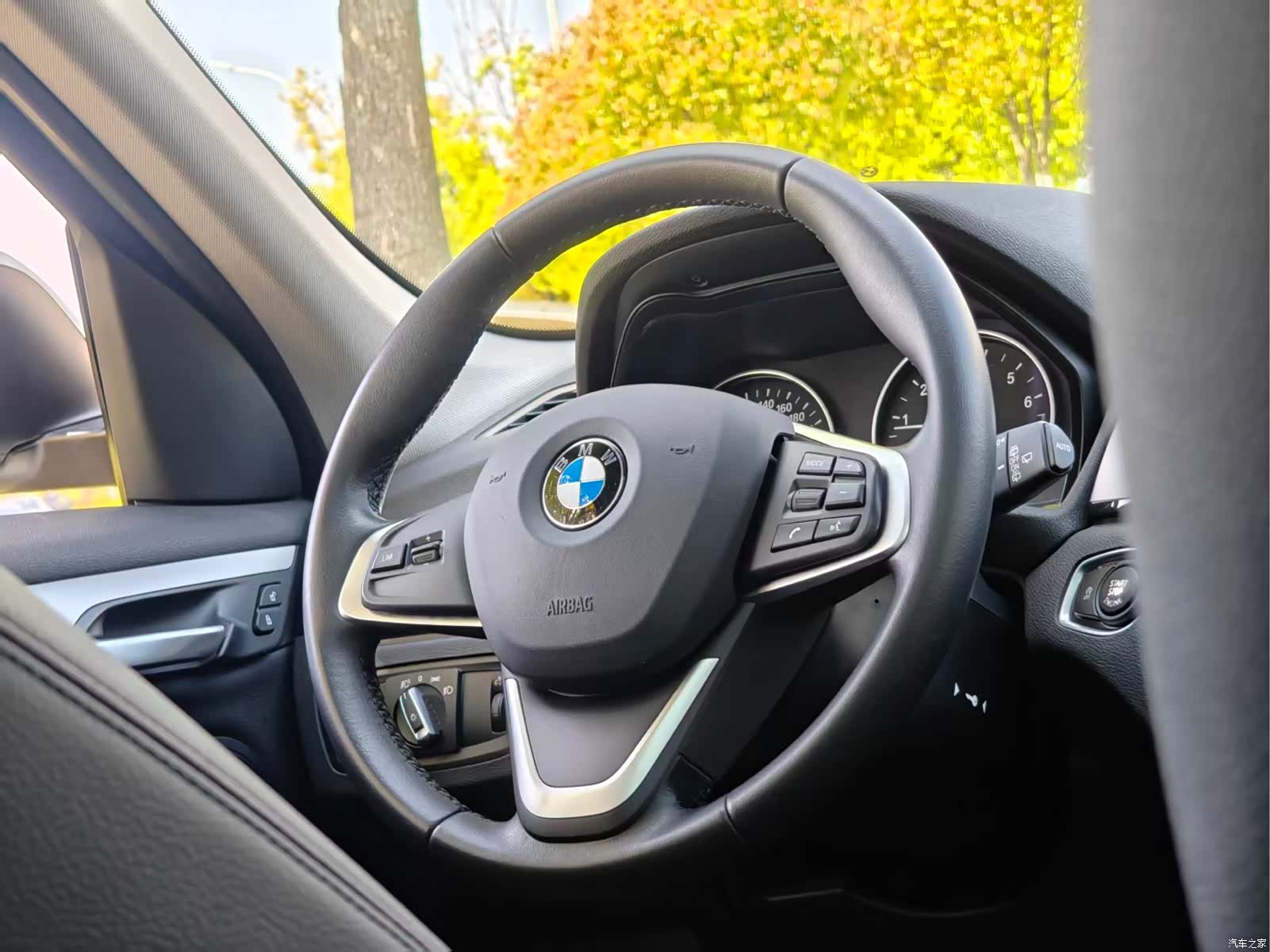 BMW X1, 2018 10