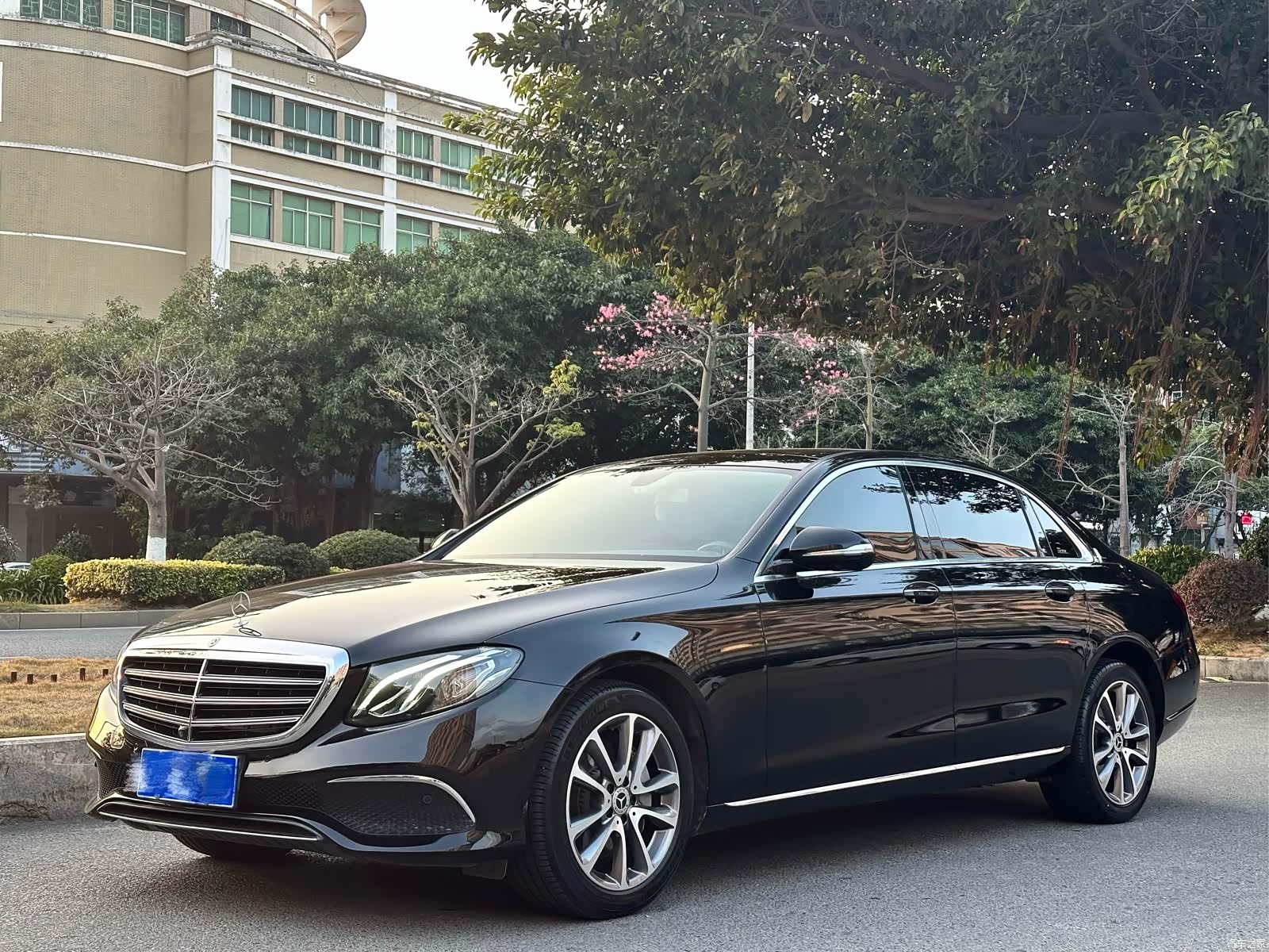 Mercedes-Benz E-Class, 2018 1