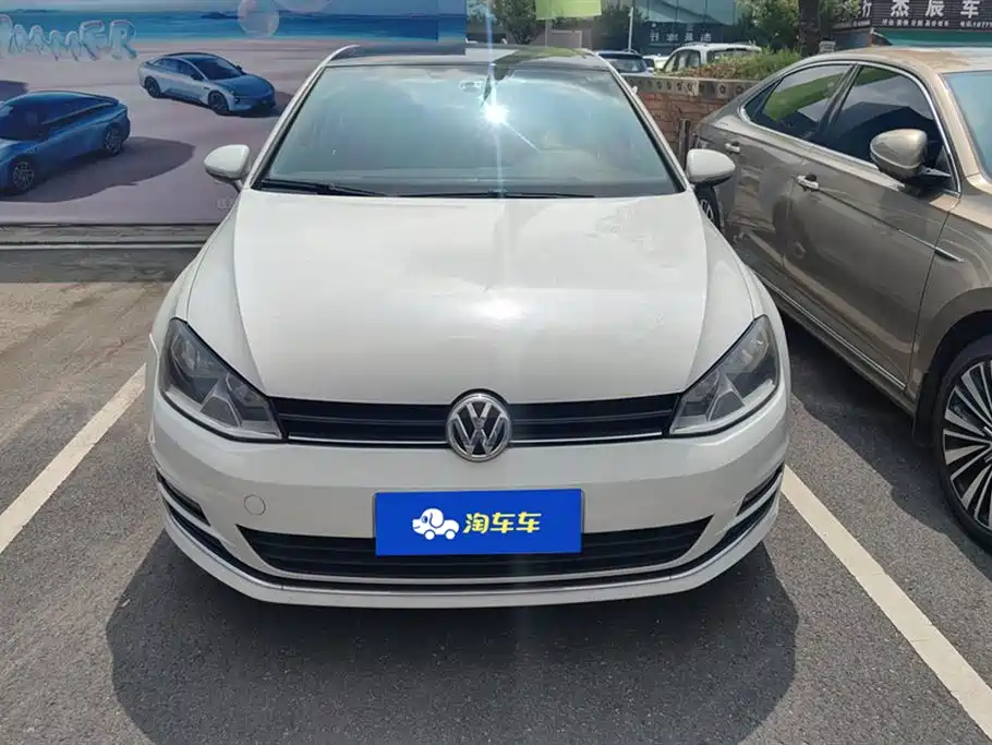 Volkswagen golf