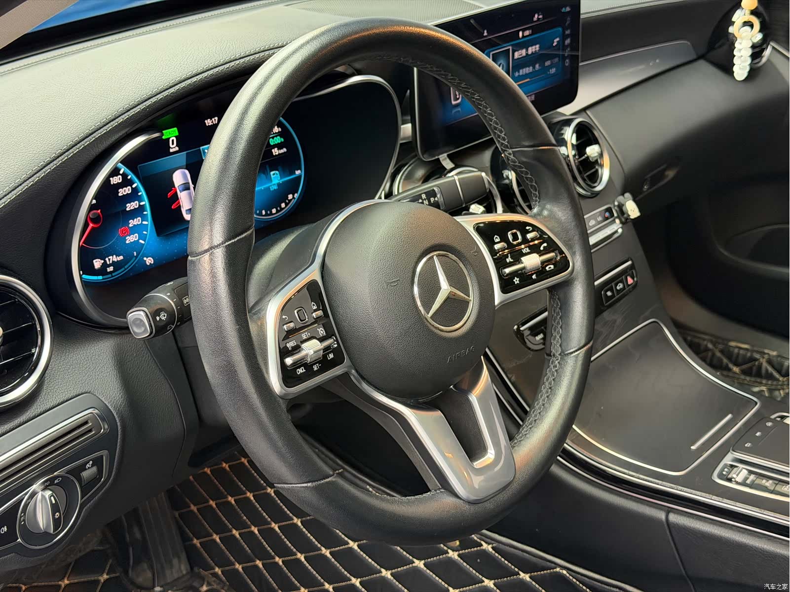Mercedes-Benz C-Class, 2019 11