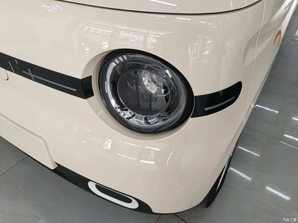 Geely Panda, 2025 24