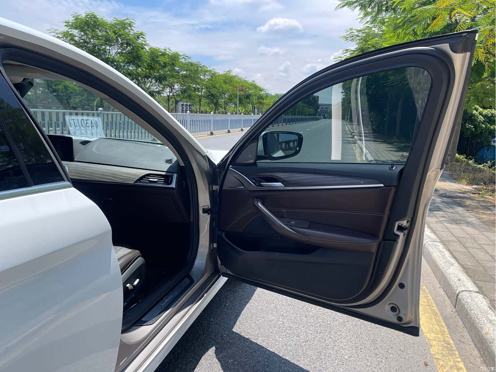 BMW 5 Series, 2018 12