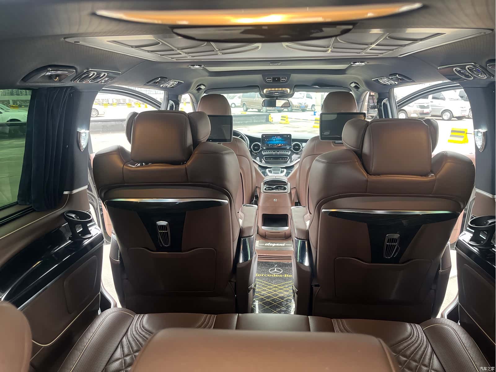 Mercedes-Benz V-Class, 2021 8