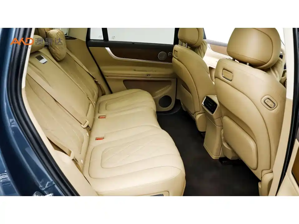 AITO Ask the world M9