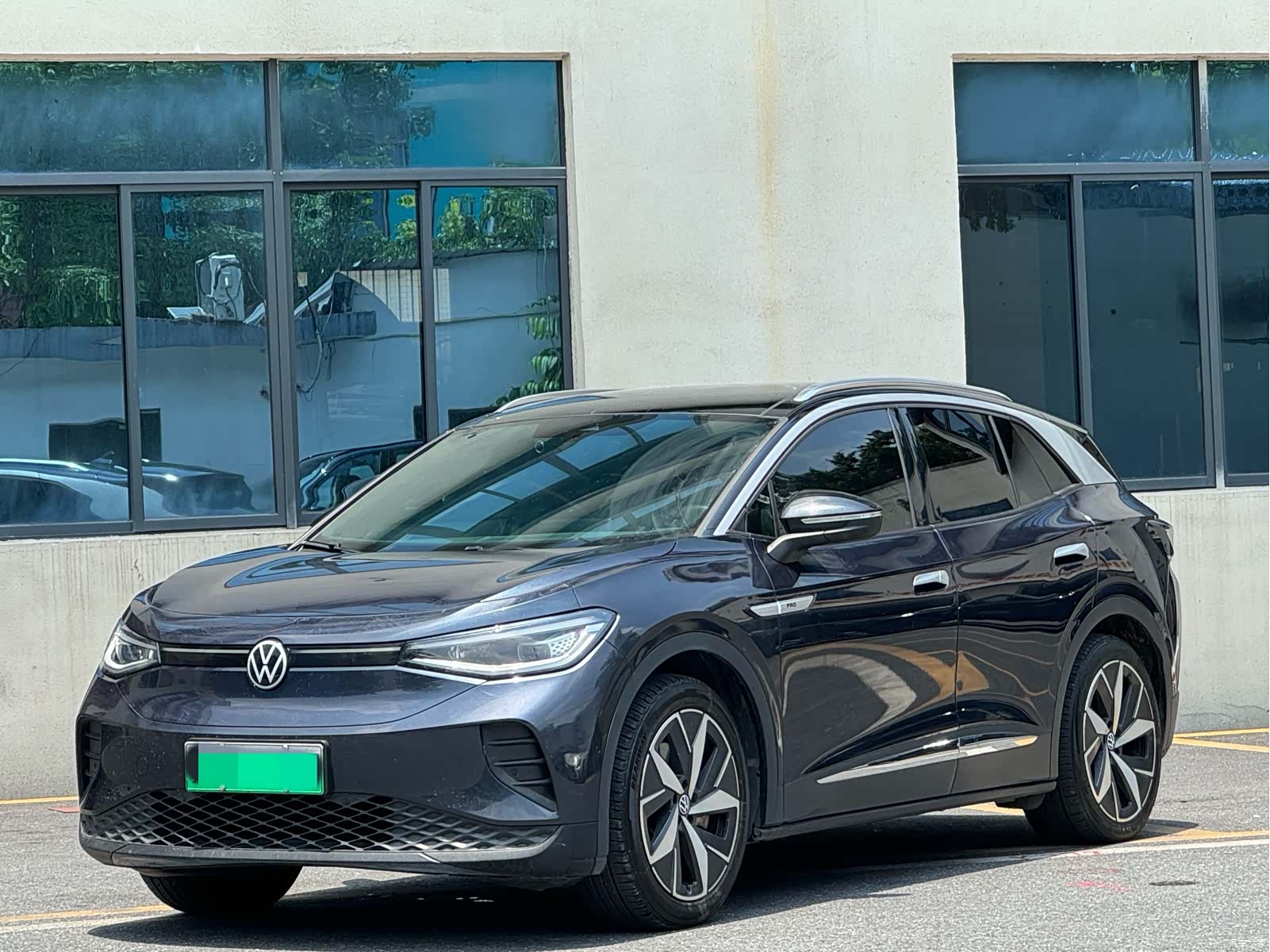 Volkswagen ID.4, 2023 1
