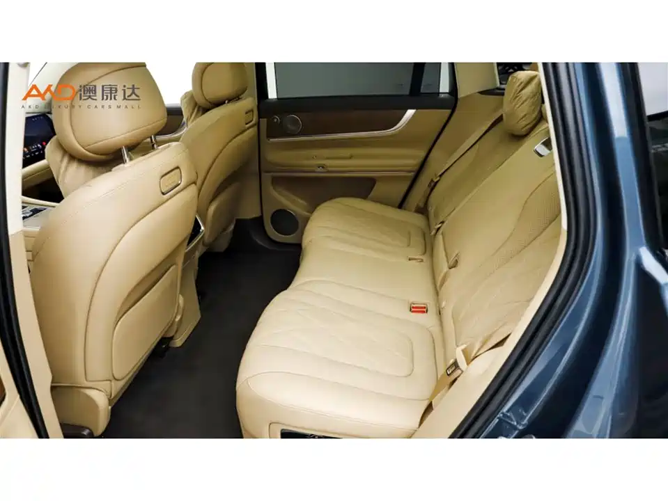 AITO Ask the world M9