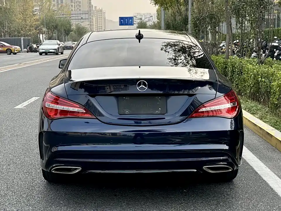 Mercedes-Benz CLA