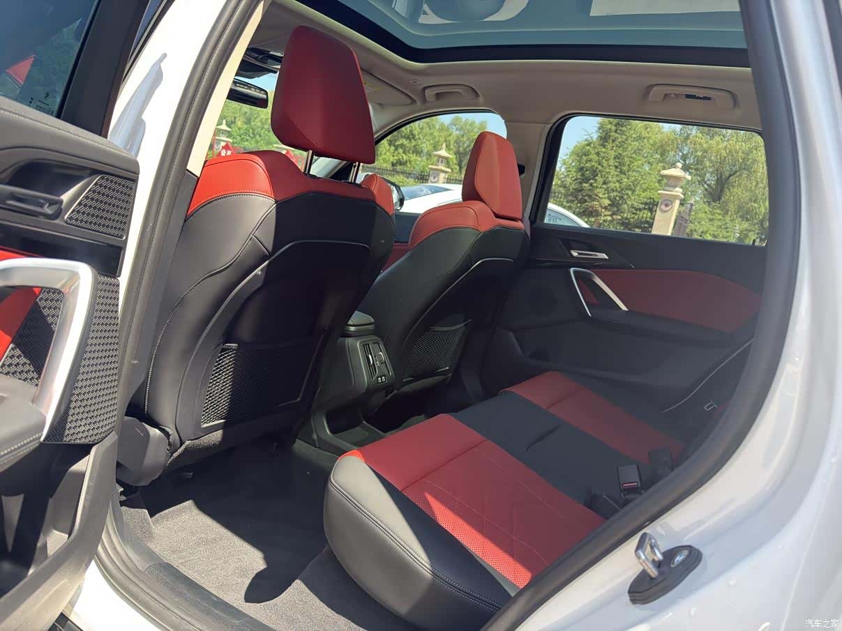 BMW X1, 2023 12