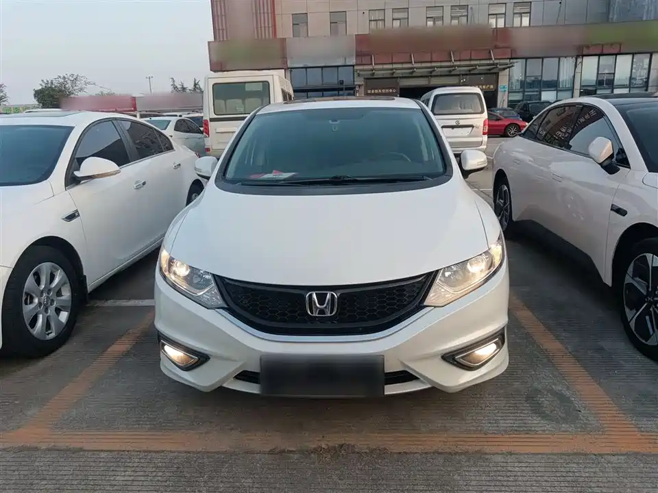 Honda Jade