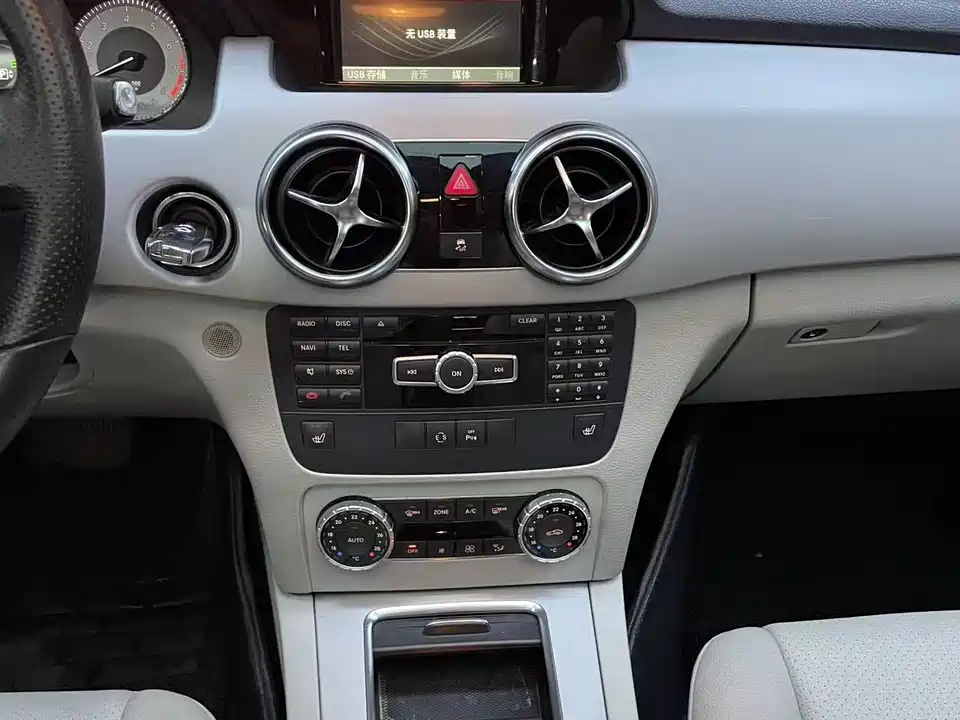Mercedes-Benz GLK class