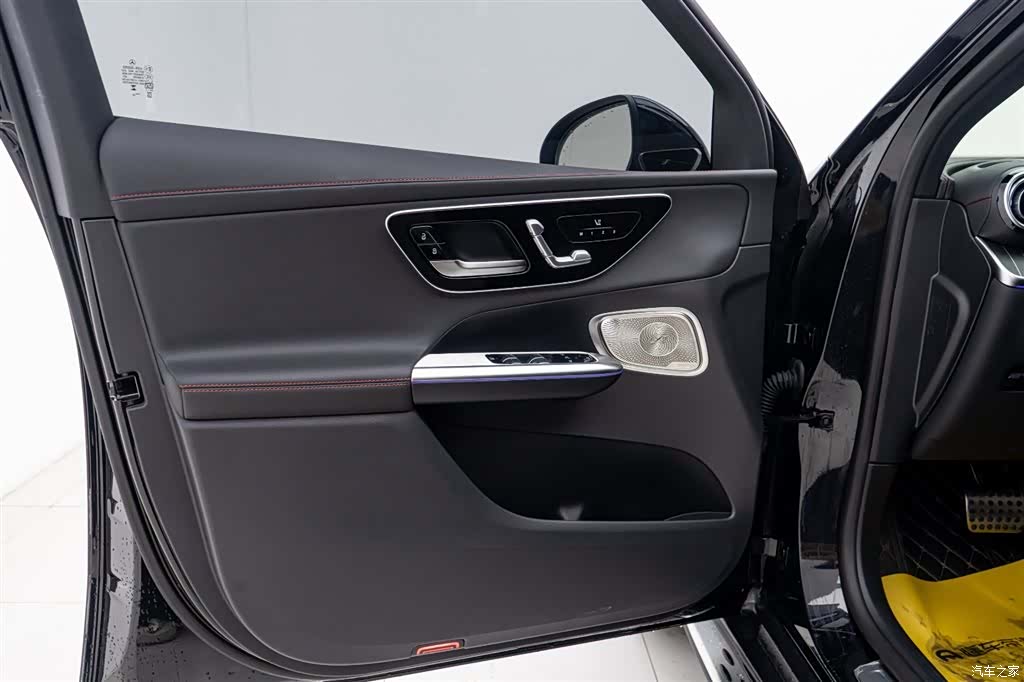 Mercedes-Benz GLC, 2025 20