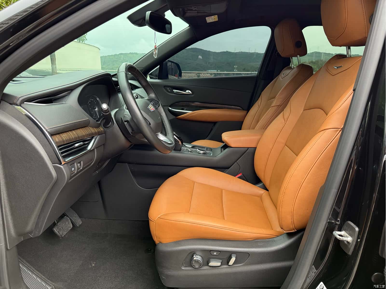 Cadillac XT4, 2022 4