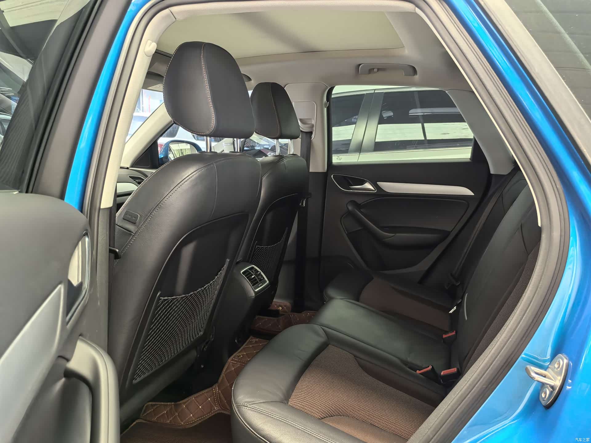Audi Q3, 2016 9