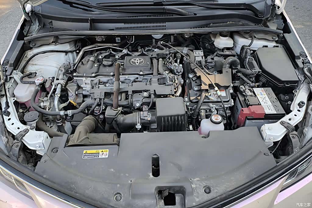 Toyota Corolla, 2024 10
