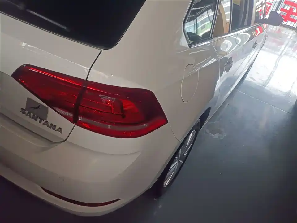 Volkswagen Santana