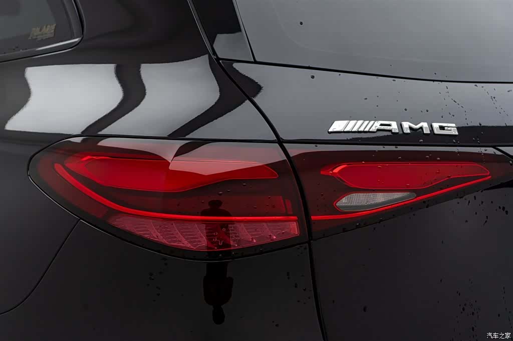 Mercedes-Benz GLC, 2025 13