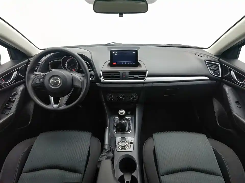 Mazda 3 Angkesaila