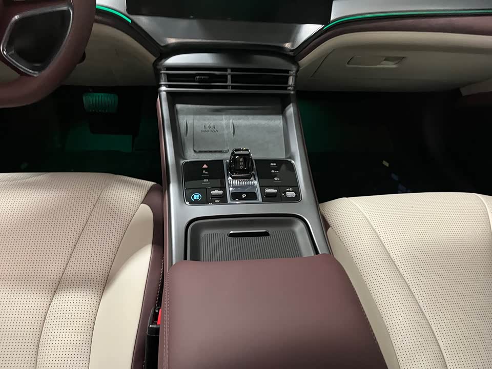 BYD Seal 07 DM-i BYD Seal 07 DM-i