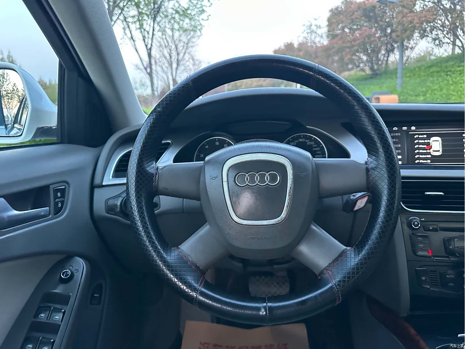 Audi A4L, 2011 7