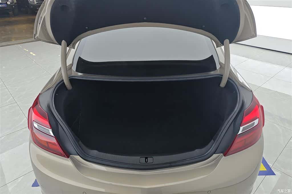 Buick Regal, 2015 4