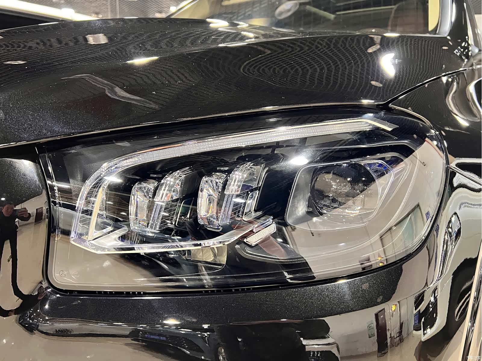 Maybach GLS, 2022 3