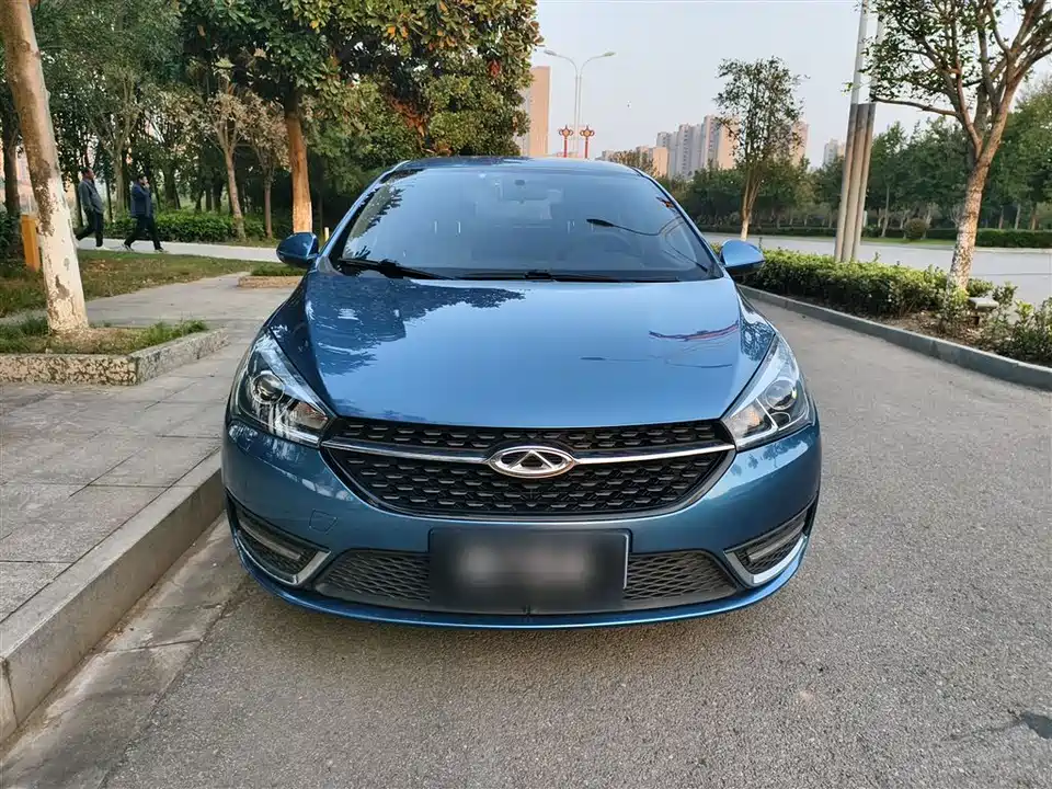 Chery Arrizo 5