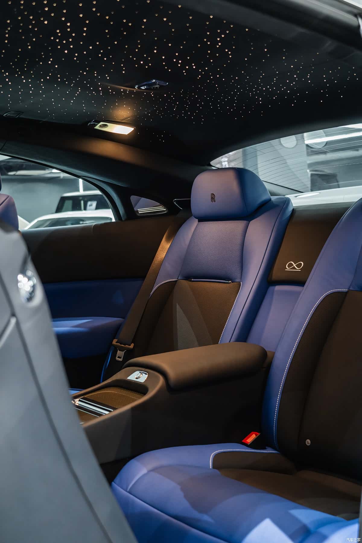 Rolls-Royce Wraith, 2017 28