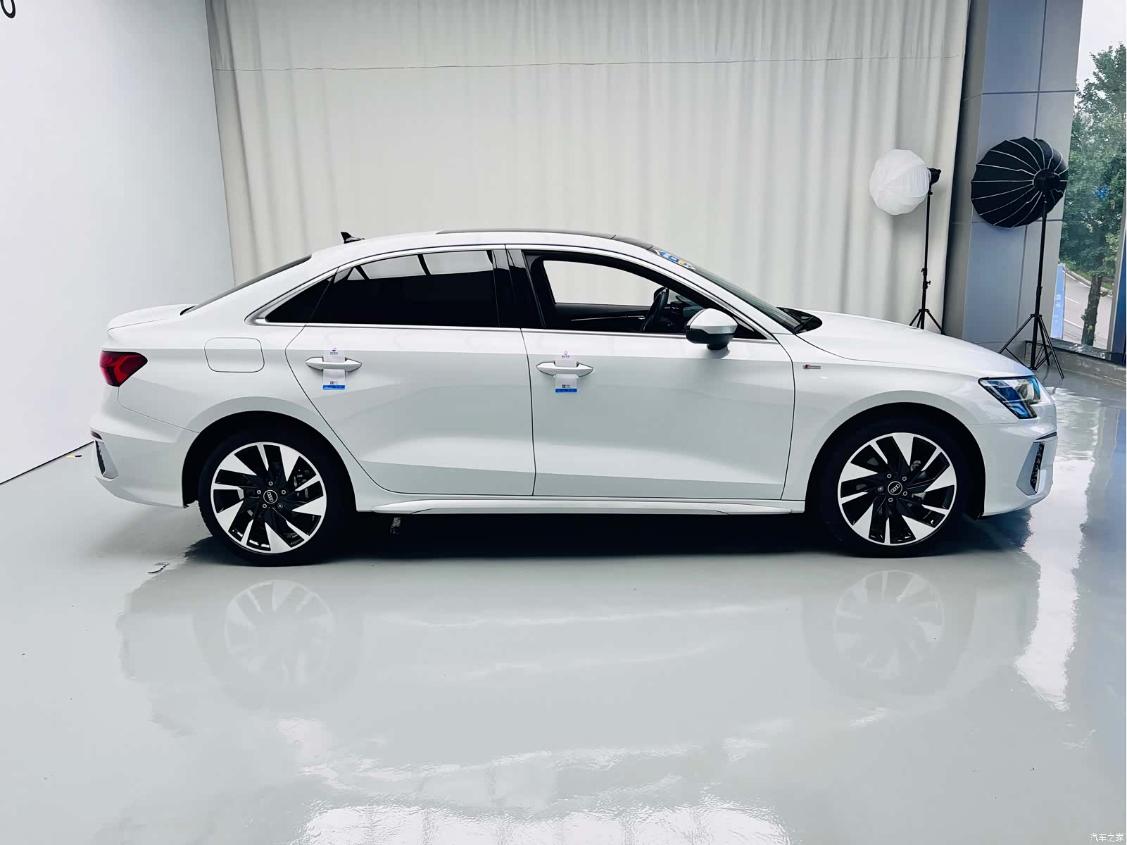 Audi A3, 2022 все фото
