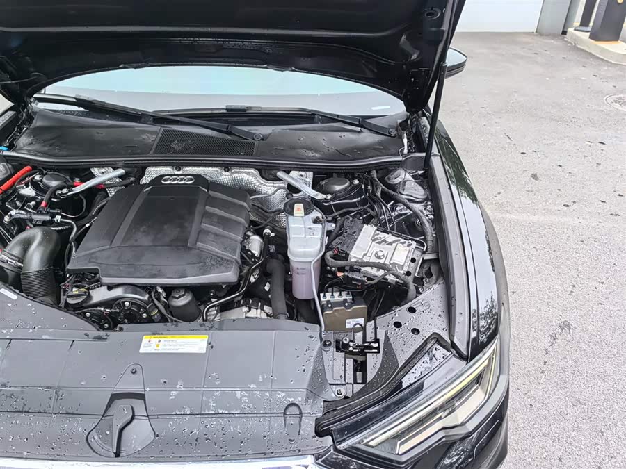 Audi A6L 2020, фото 23