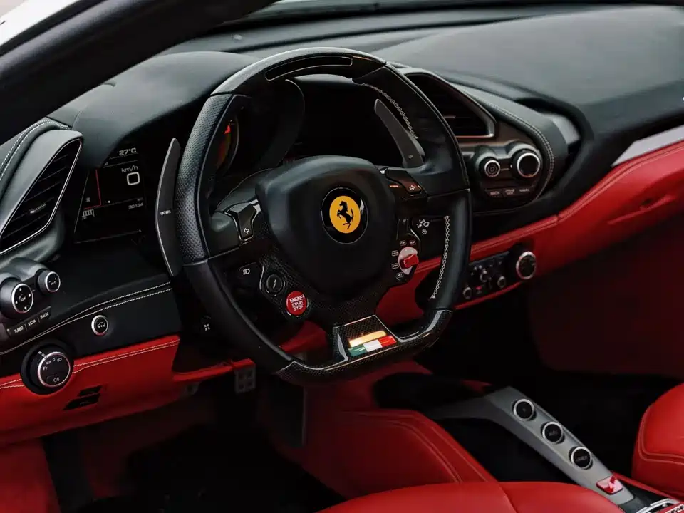 Ferrari 488