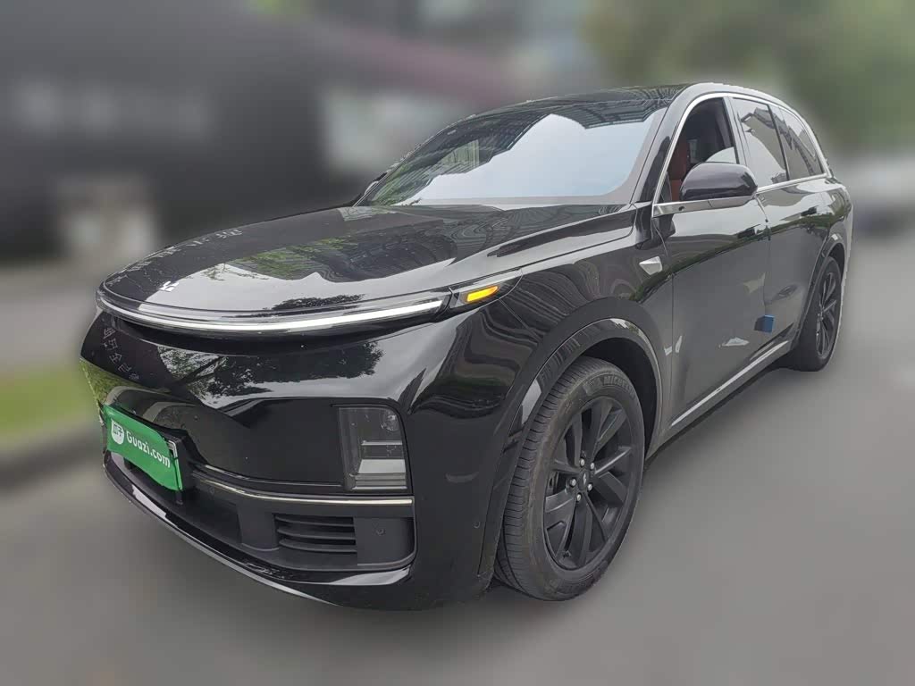 Li Auto L8